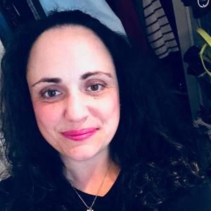 Meet your Posher, Cassie